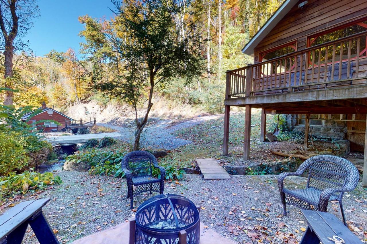 Villa Tweeting Brook Gatlinburg Exterior foto